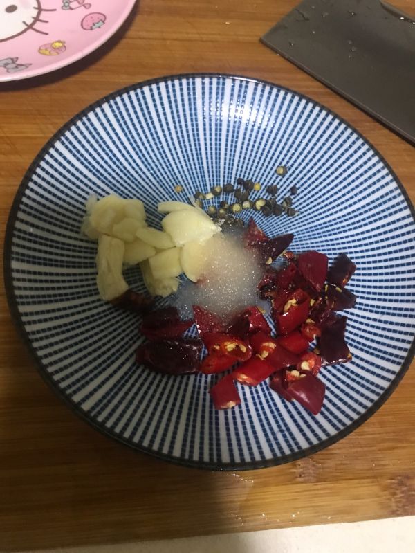 懒人川味红烧牛肉面