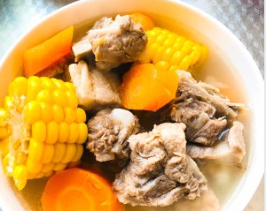 肉食最爱玉米排骨汤