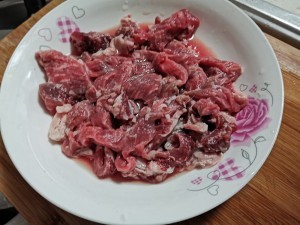 健康养生佳品青椒牛肉丝的做法