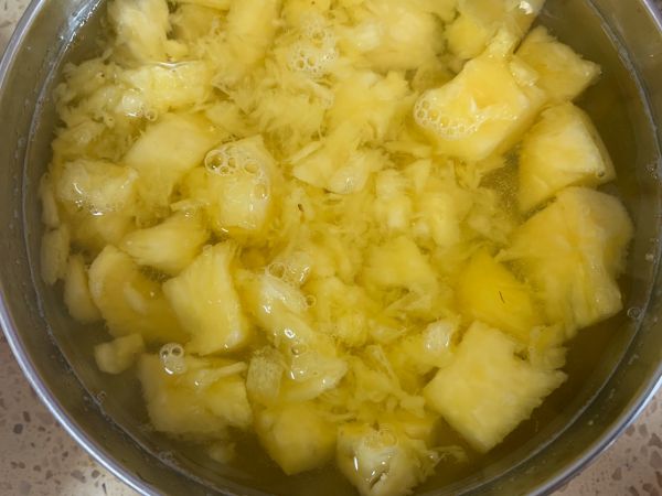 低GI藜麦杂粮菠萝饭