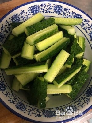 食补佳品开胃爽口小黄瓜的做法