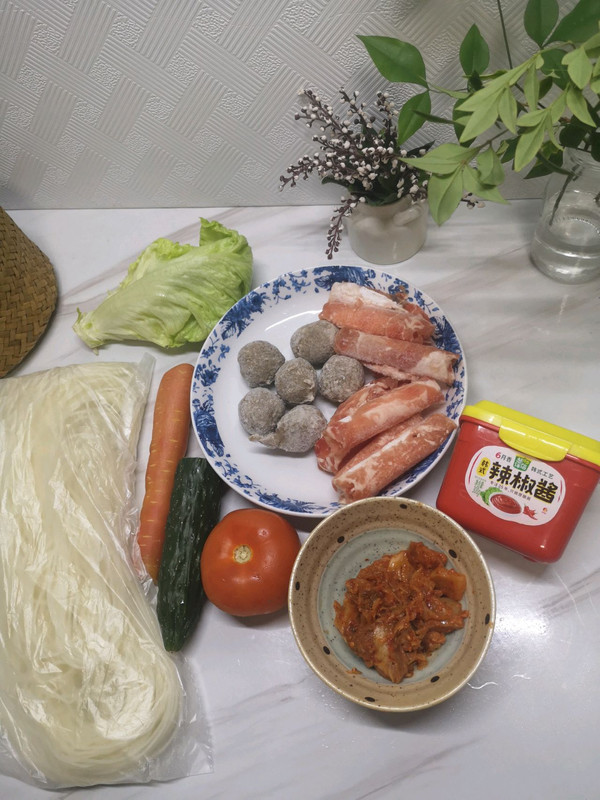 今日份韩式火锅米粉