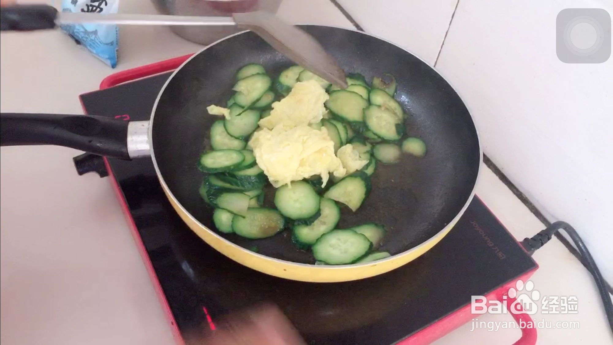 黄瓜炒鸡蛋的家常做法