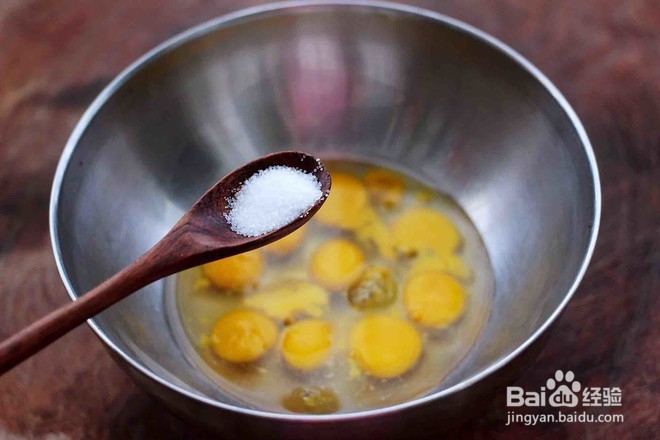 怎么样做美味的杭椒炒鹌鹑蛋