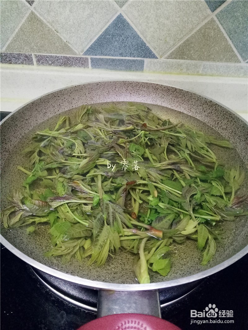 香椿厚蛋烧——这菜营养丰富,吃它抗衰老!