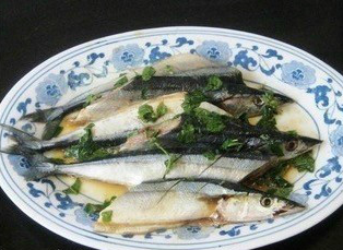 煎秋刀鱼简单版的做法