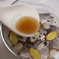 教大家做剁椒苦瓜蒸带鱼