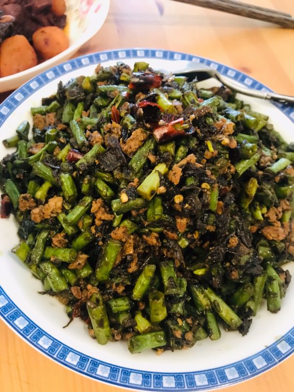 榄菜肉末四季豆