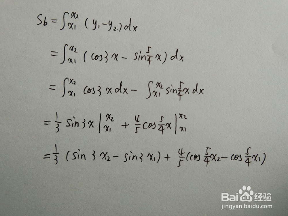 如何计算函数y1=cos3x与y2=sin5x/4围成的面积