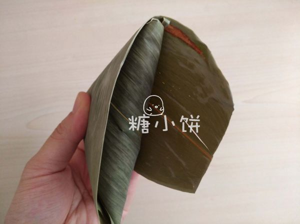 杂粮咸菜黄米粽