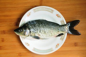 美食汤羹--清炖鲫鱼汤