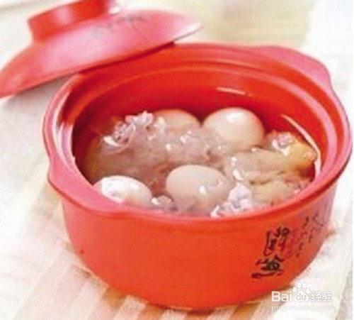 治疗糖尿病食谱——“芹菜三丝”