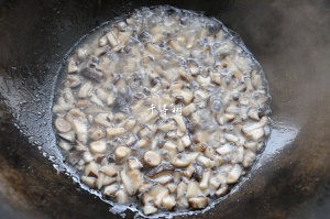 教你制作美味的菌汤