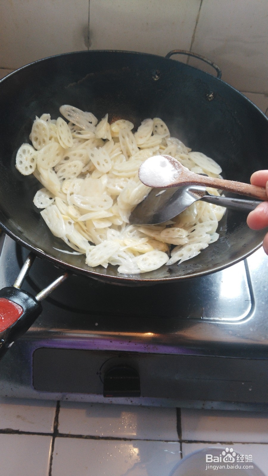 素炒嫩藕带的做法