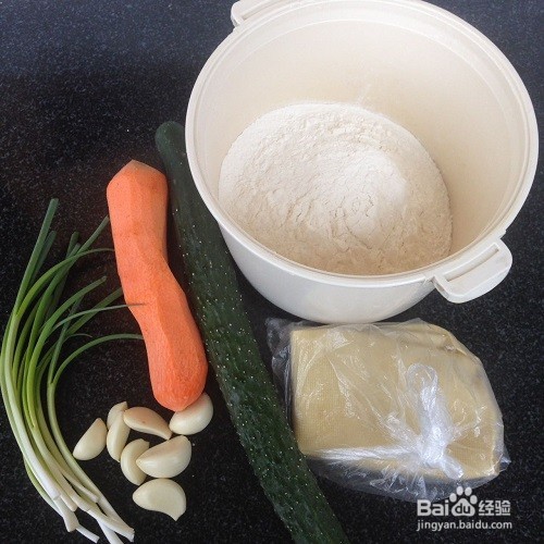 夏季蔬菜凉拌面怎么做？