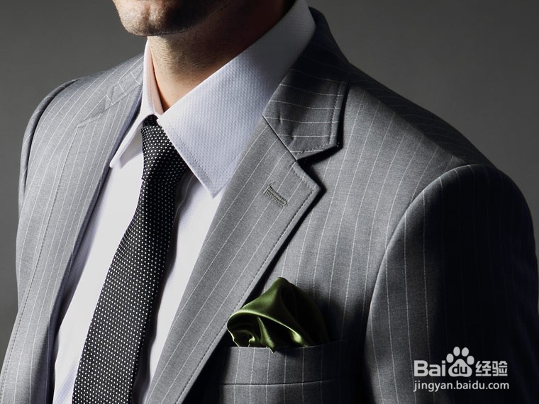 体型较瘦的男人穿西服需要注意什么？