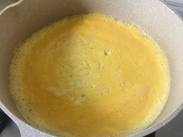 三文鱼牛油果寿司