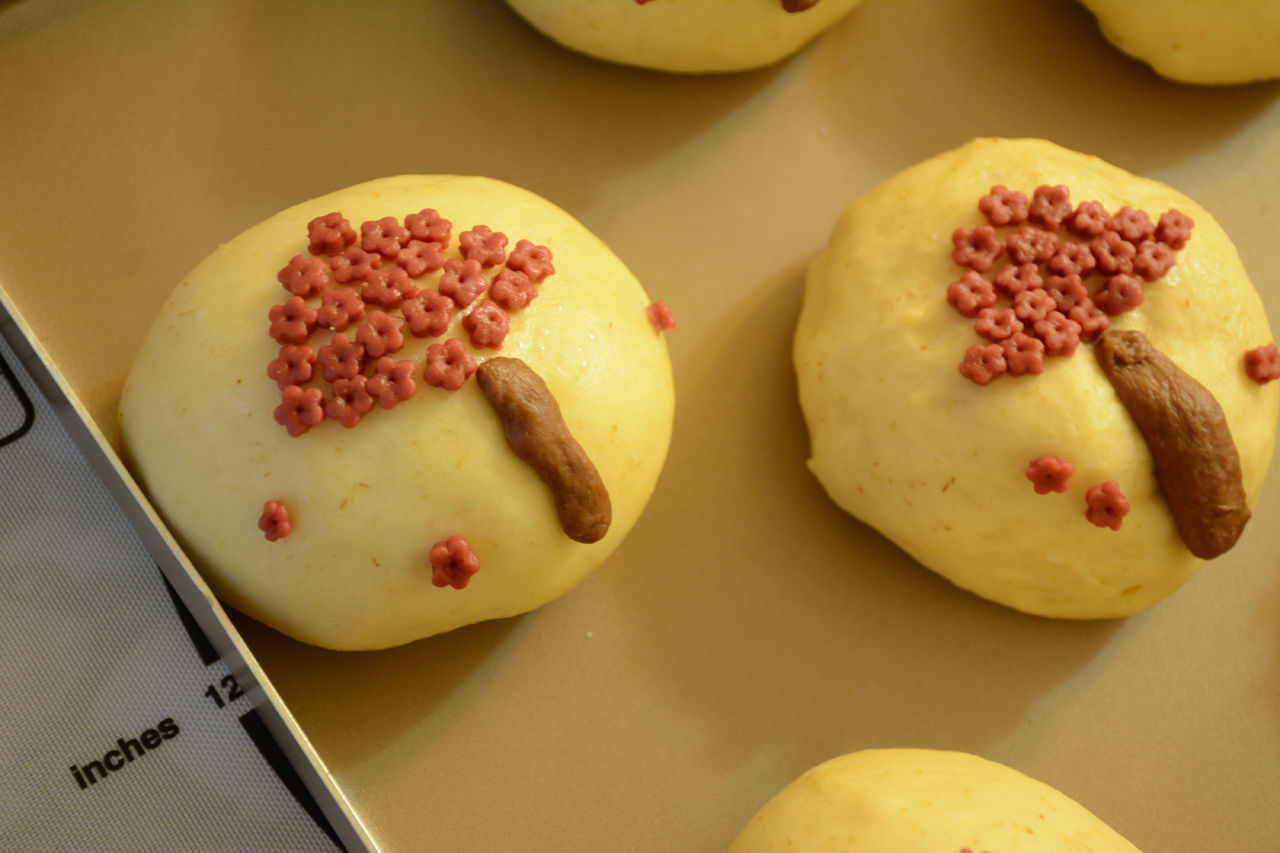 爱意浓浓的樱花树面包和樱花汉堡