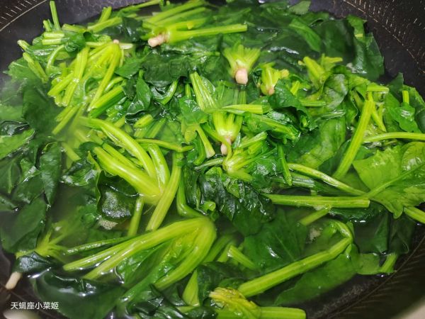 凉拌菠菜金针菇