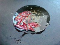 大葱炒鸡杂的做法