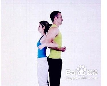 拉伸情侣瑜伽教程图解 情人节运动增甜蜜