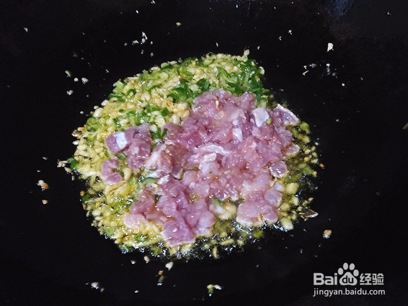 一道美味又营养的肉末土豆泥,1分钟就能学会