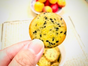 黑芝麻鸡蛋小饼干