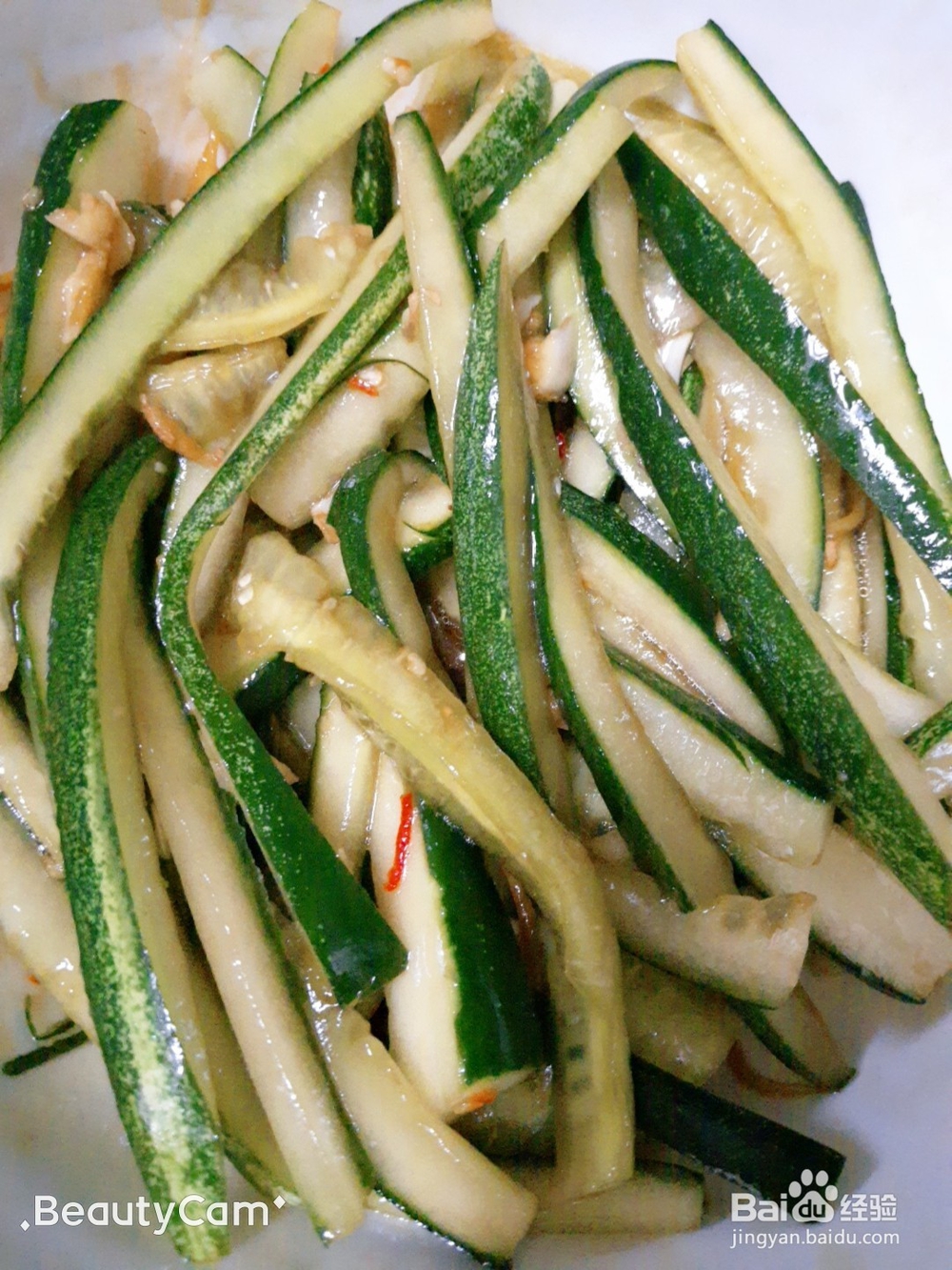 凉拌酱香清脆黄瓜