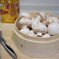 西兰花炒口蘑的做法