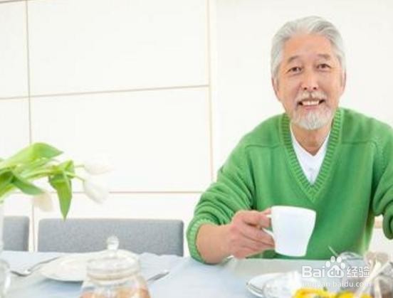 老年人血脂高该怎么办呢