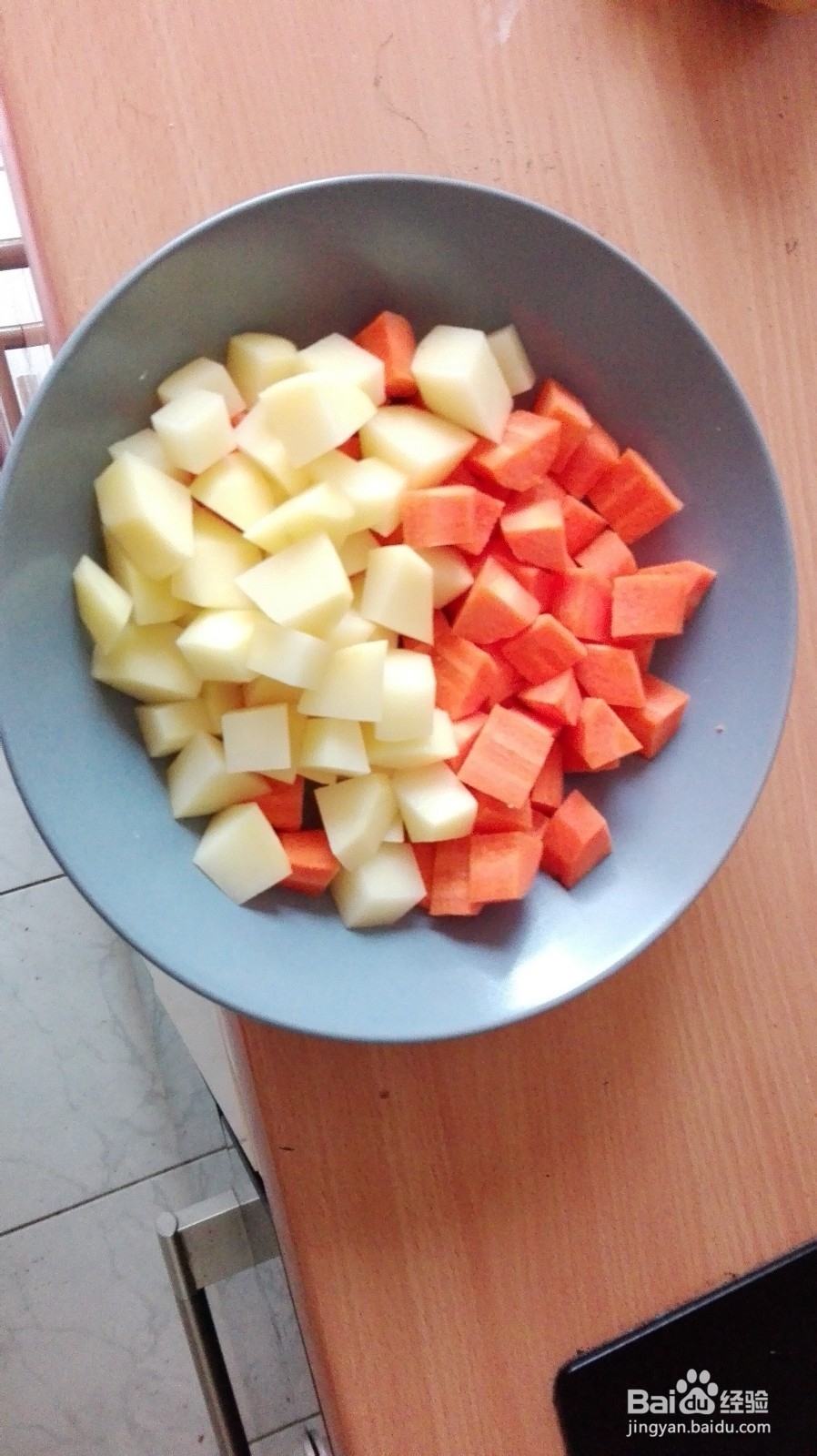 酸甜土豆胡萝卜块