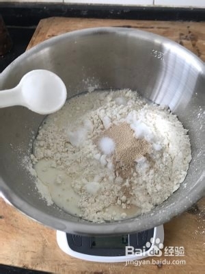如何制作超详细的豆沙面包