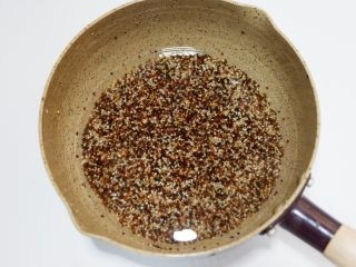 怎样做营养的青柠藜麦沙拉