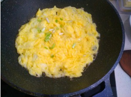 白玉菇丝瓜炒鸡蛋