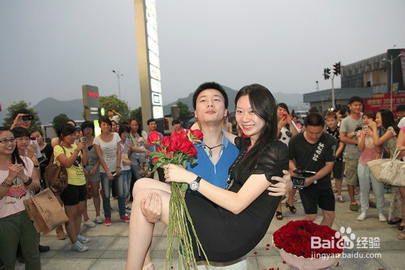 没有女朋友怎么办