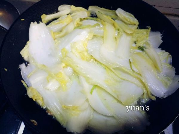 三文鱼皮扒白菜