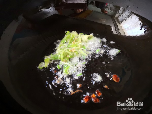 教你做出排骨炖白菜