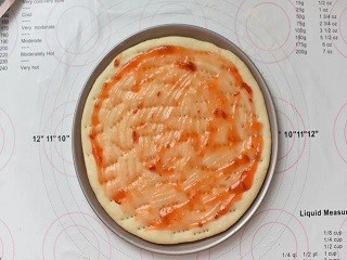 彩椒培根披萨怎么做？