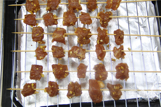 烤猪肉串的做法