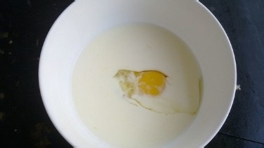 红曲班戟的做法