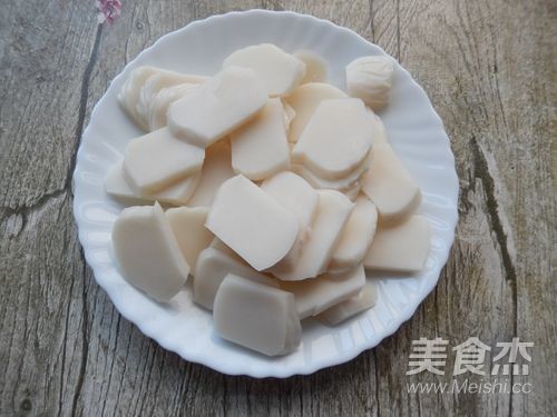 年糕排骨煲的做法