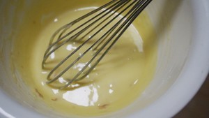 玫瑰荔枝戚风蛋糕的做法