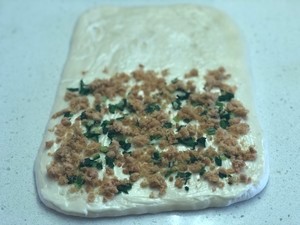 葱香肉松吐司的做法