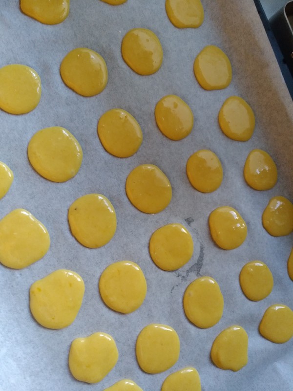 蛋黄小饼干的做法