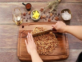 布朗尼蛋糕怎么做？