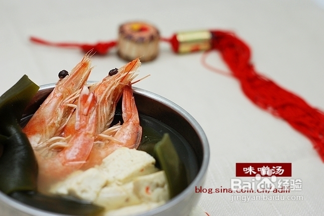 【味噌汤】白味噌和赤味噌的区别？煮味噌汤的技巧？