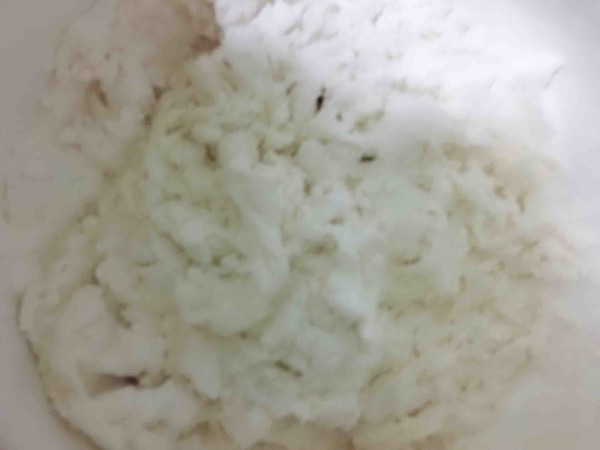 韭黄水饺的做法
