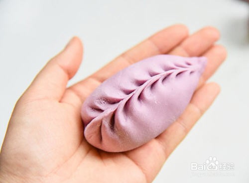 蒸烤箱双色柳叶包子