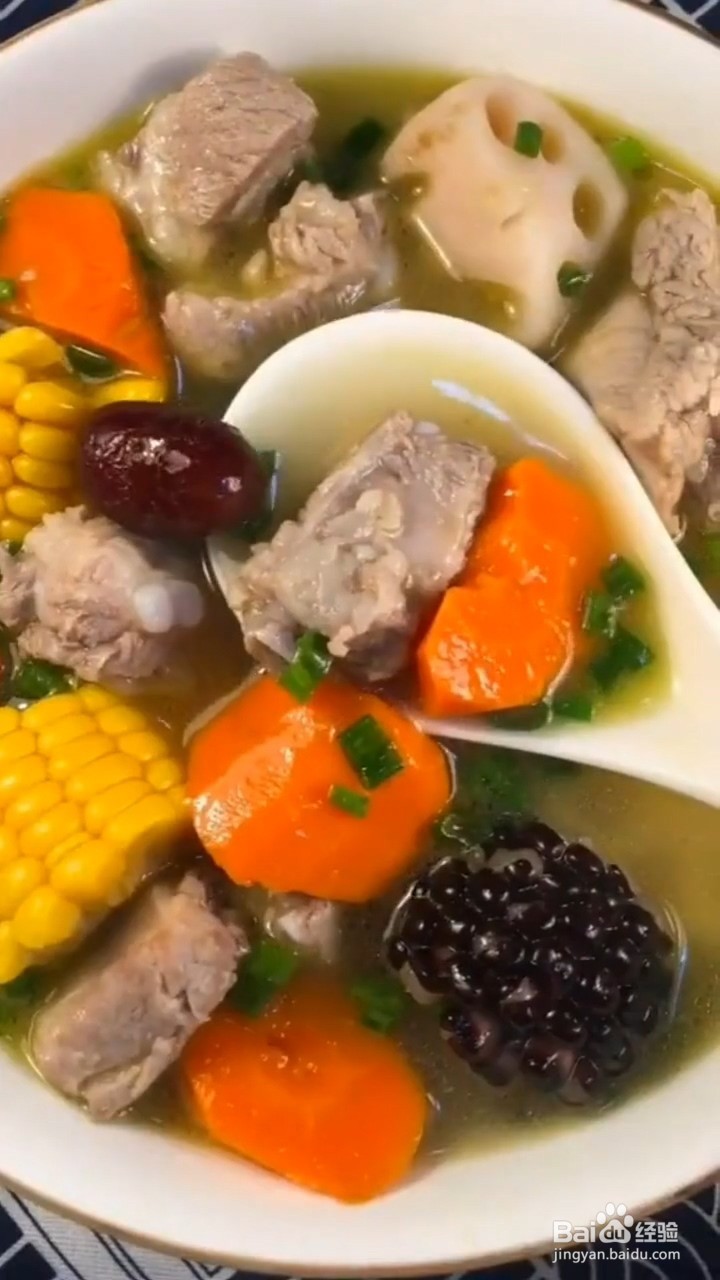 如何制作营养好喝的排骨汤