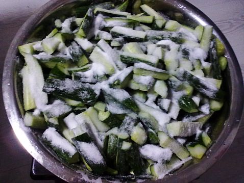 腌咸菜盐的比例是多少